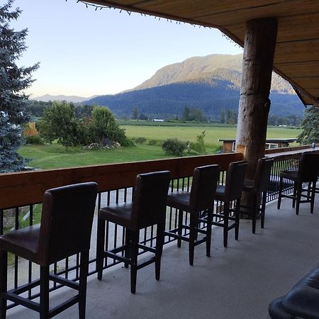 Harrison Hammond House Farmstay Harrison Mills Екстериор снимка