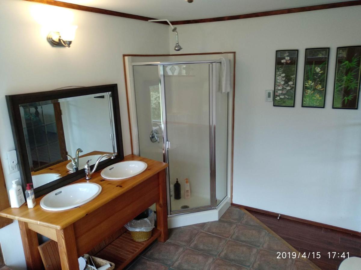 Harrison Hammond House Farmstay Harrison Mills Екстериор снимка
