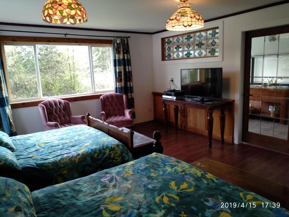Harrison Hammond House Farmstay Harrison Mills Екстериор снимка