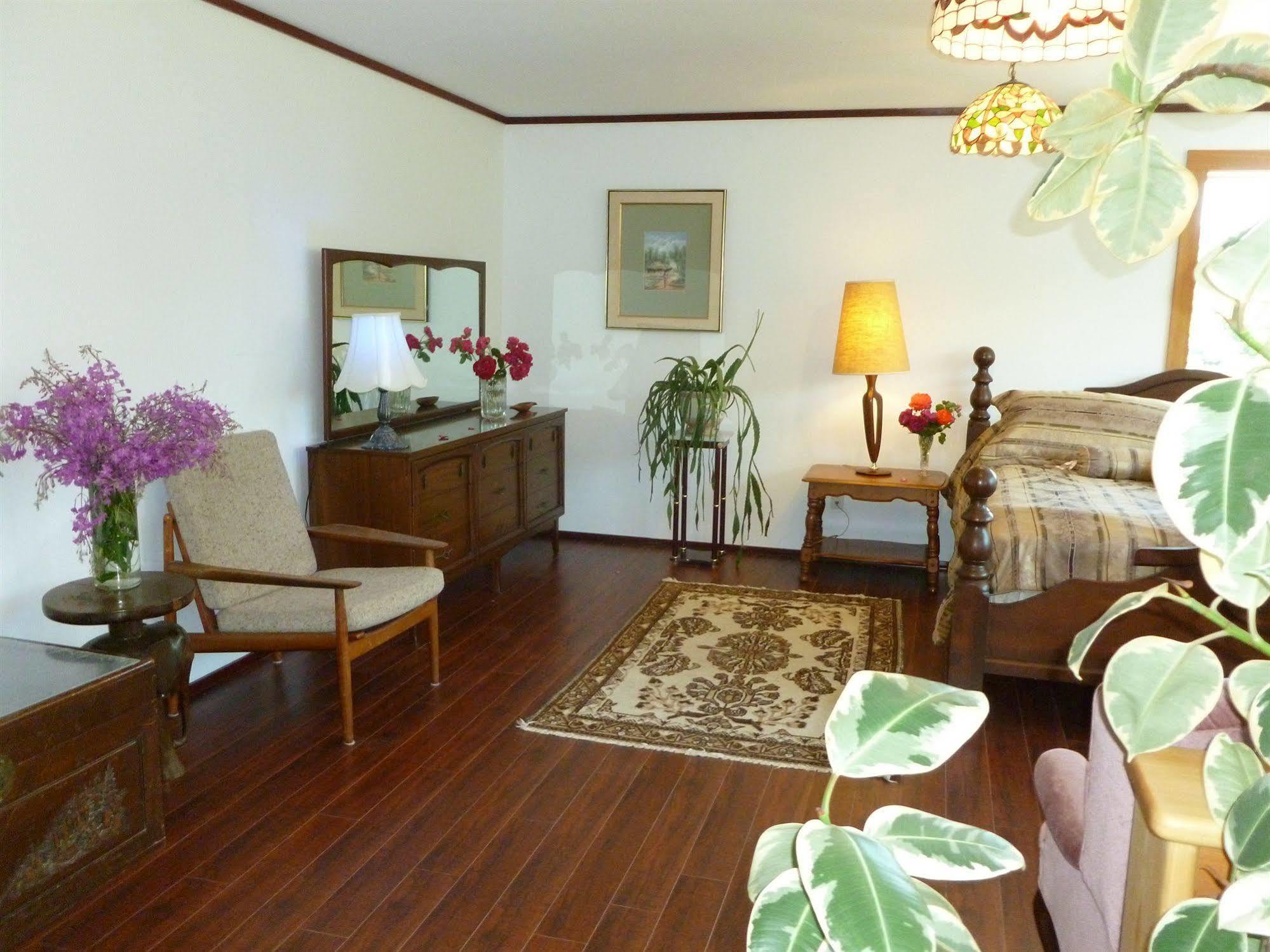 Harrison Hammond House Farmstay Harrison Mills Екстериор снимка