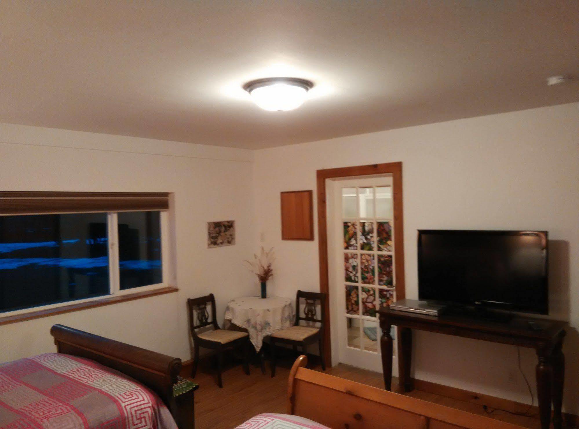 Harrison Hammond House Farmstay Harrison Mills Екстериор снимка