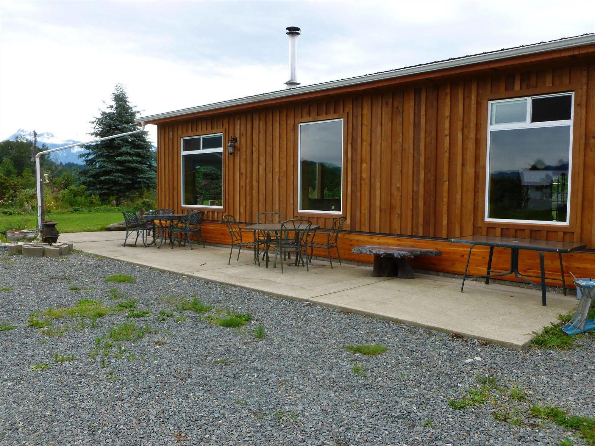 Harrison Hammond House Farmstay Harrison Mills Екстериор снимка